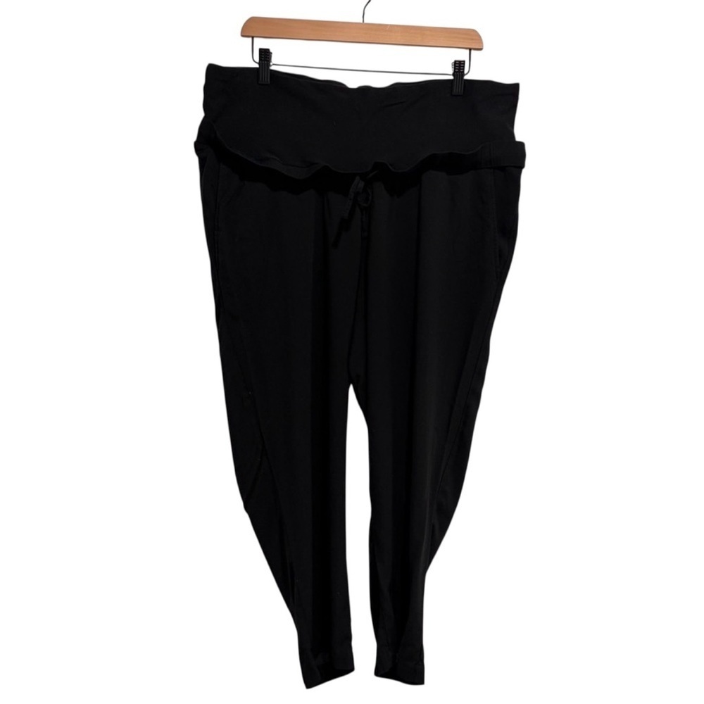 H&M Women's Maternity Black Lightweight Pants Crop with Waist Panel Drawstring